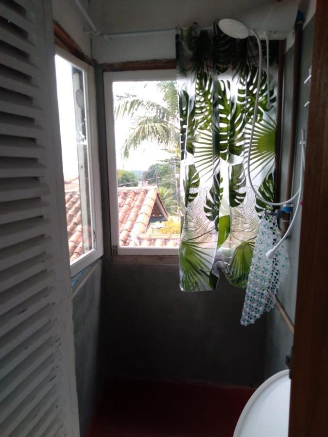 Varanda Suspensa Em Sao Sebastiao. Sao Sebastiao (Sao Paulo)